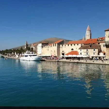 Apartman Mikola With Sea View Trogir Exterior photo